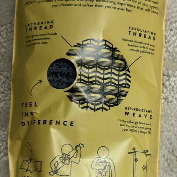 BRAND NEW Bath and Shower Bundle (Aveeno, Goshi, and by Rosie Jane) - Picture 6 of 8